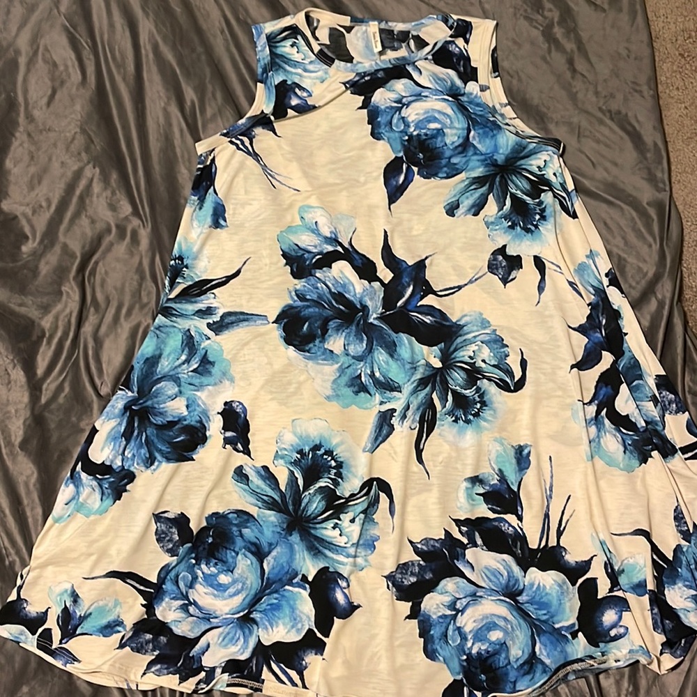 Blue floral dress Size XL brand Beeson River